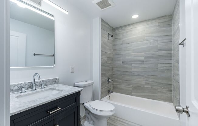 3 beds, 2 baths, 150 sqft, $1,975, Unit 1409-304