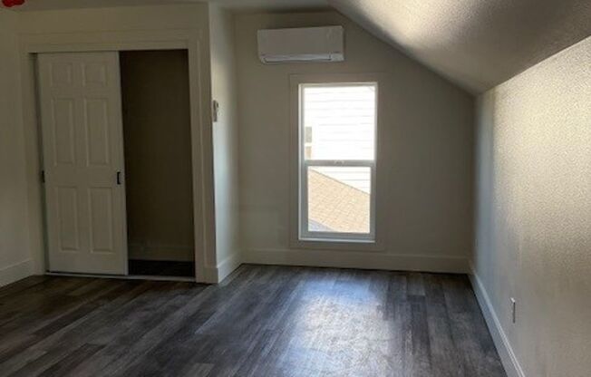 250-Edgewater 7-Plex