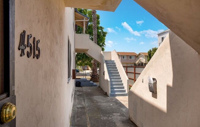 4513-4519 WILSON AVENUE