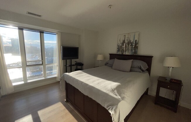 1 bed, 1 bath, 800 sqft, $4,400, Unit PH03