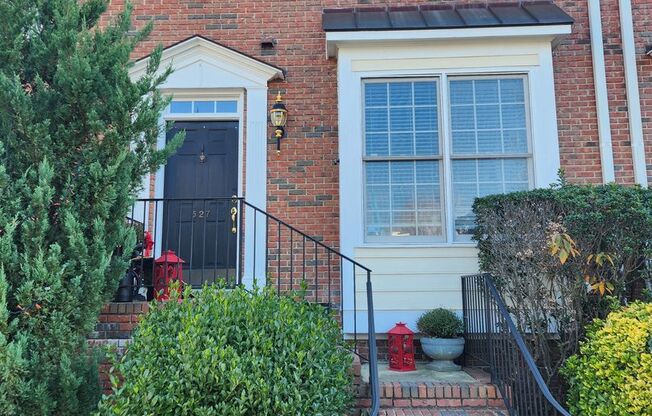 Chapel Hill / Southern Village Townhouse AVAIL