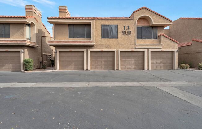 2 beds, 2 baths, $1,795, Unit Unit 2062