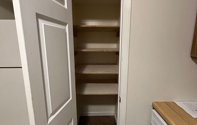 280 Apple Tree Court 8 Plex