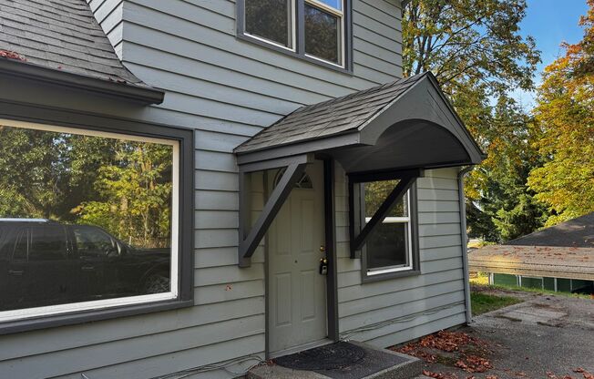 4-Bedroom Plus Bonus Rooms Bremerton Home
