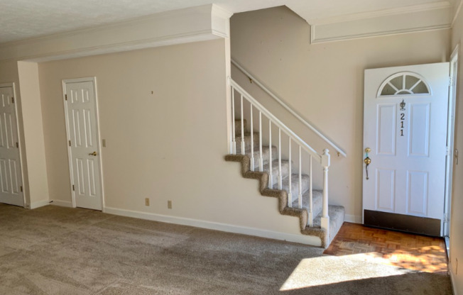211 Wynbrook Ct.