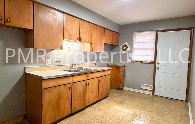 1 bed, 1 bath, $745, Unit 4524- 03