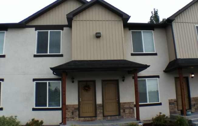 2, bedroom, 2.5 bathroom townhome at Lincoln Park