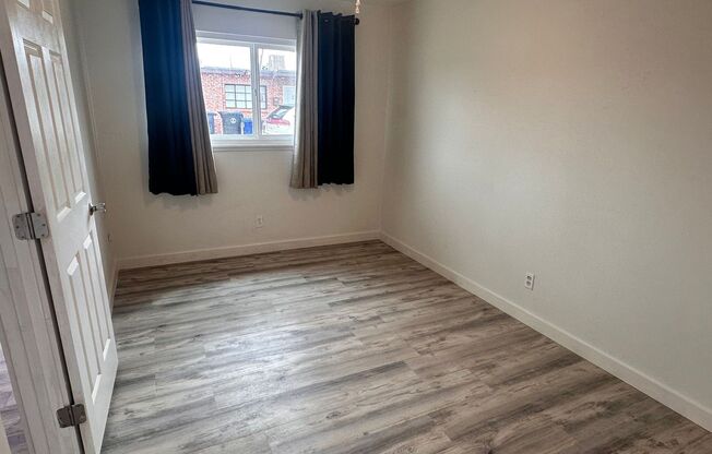 1 bed, 1 bath, 500 sqft, $1,000