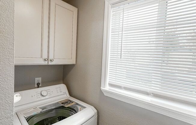 2 beds, 2 baths, 1,096 sqft, $1,575, Unit 1891C