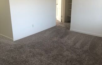 1 bed, 1 bath, 580 sqft, $655, Unit 1300-1607