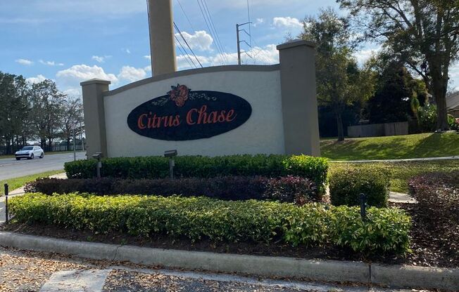 2 bedroom, 2 bathroom with loft END UNIT townhome in Citrus Chase.