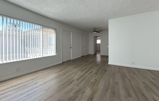 2 beds, 1 bath, 975 sqft, $2,045, Unit 28
