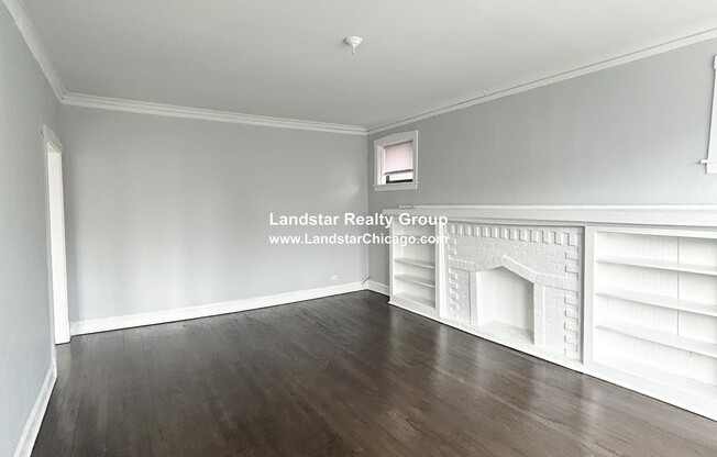 1030 E HYDE PARK BLVD