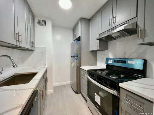 1 bed, 1 bath, 729 sqft, $2,800