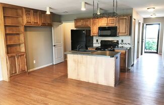 2 beds, 2 baths, $1,295