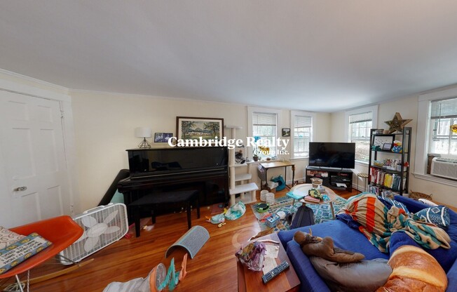 38 GIBSON ST