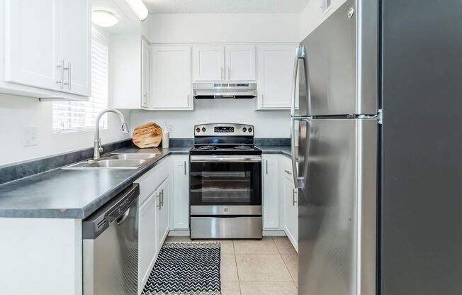 1 bed, 1 bath, 672 sqft, $1,049, Unit 232