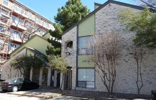 2815 Rio Grande St #102
