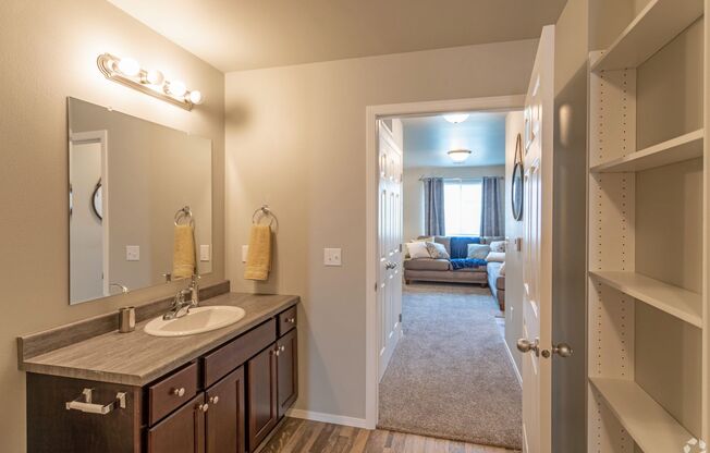 1 bed, 1 bath, 771 sqft, $1,025, Unit 512-113