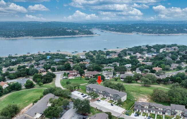 Beautiful fully-furnished 2 bed/1.5 bath w/ access to Lake Travis