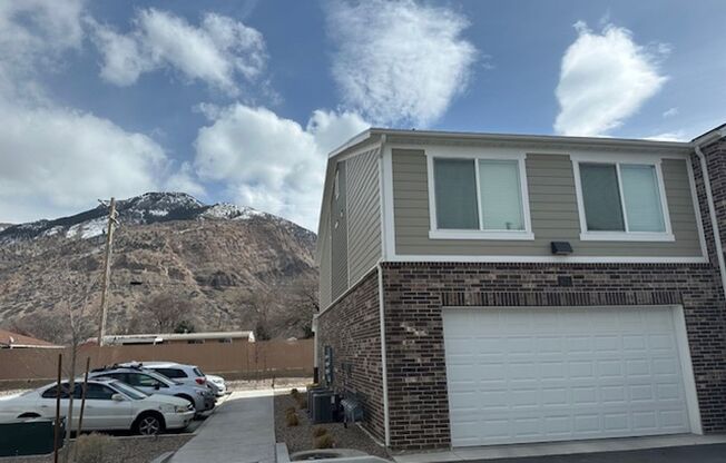 Mount Lewis Townhomes