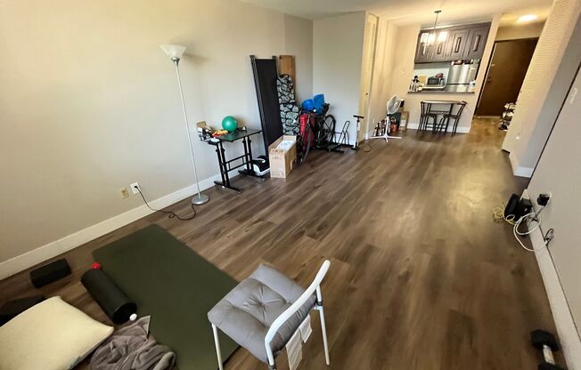 1 bed, 1 bath, $1,145, Unit 208