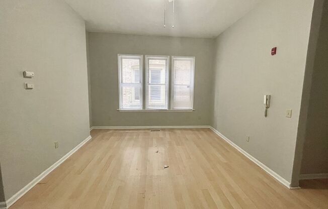 Studio, 1 bath, $850, Unit 1720-02