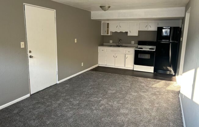 1 bed, 1 bath, 600 sqft, $775, Unit B04 1036 02