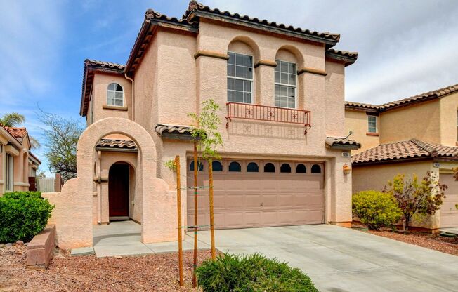 Beautiful 3 Bedroom, 2 Story Home in Summerlin!