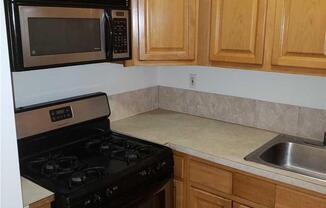 3 beds, 2 baths, 3,030 sqft, $3,500