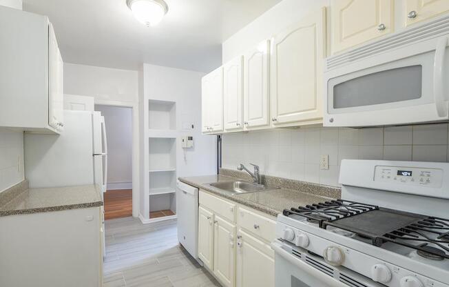 206 W 99 ST