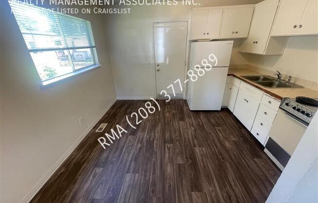 3207 W DEWEY ST