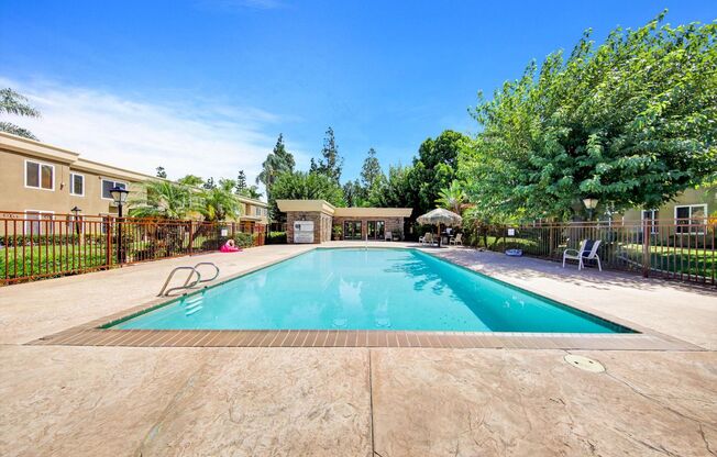2 beds, 1 bath, $2,095, Unit # 47