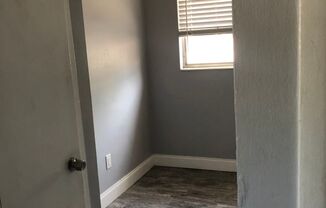 Studio, 1 bath, 525 sqft, $1,095, Unit Unit 06