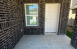 3 beds, 2.5 baths, $1,850