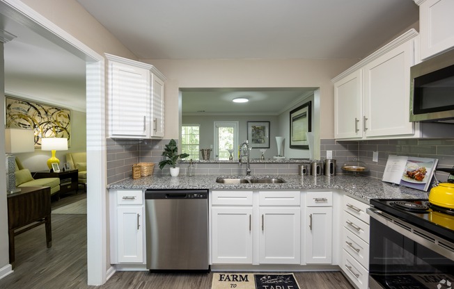 Spalding Bridge | Sandy Springs, GA | Kitchen