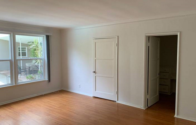 Studio, 1 bath, $1,965, Unit 112