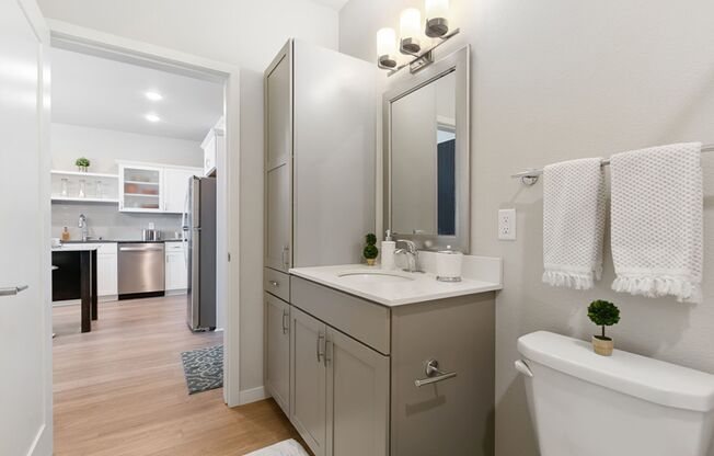 1 bed, 1 bath, 728 sqft, $1,645, Unit 202