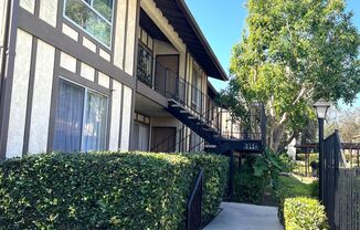 2 beds, 2 baths, 1,175 sqft, $2,595, Unit #J4