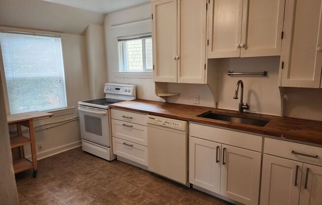 1 bed, 1 bath, $1,650