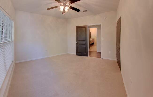 Luxury Apartments in Roswell | Wesley St. James Apartments | Bedrooms with Ceiling Fans