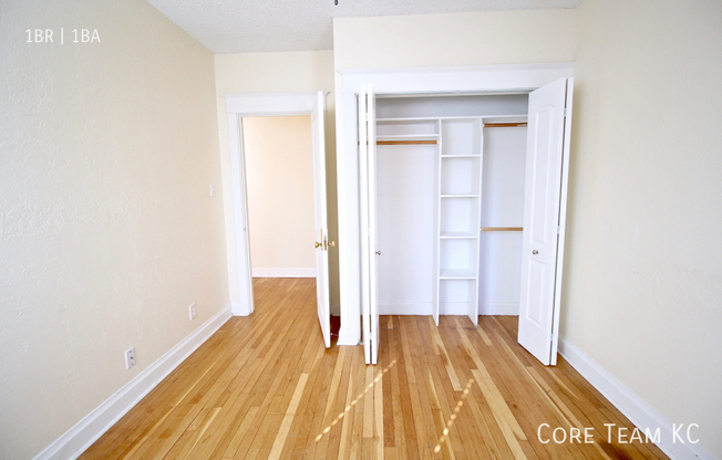 3433 Central Street