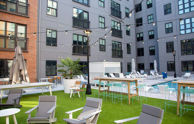 Courtyard Pool w/ Expansive Deck Space at 511 Meeting, Charleston, SC