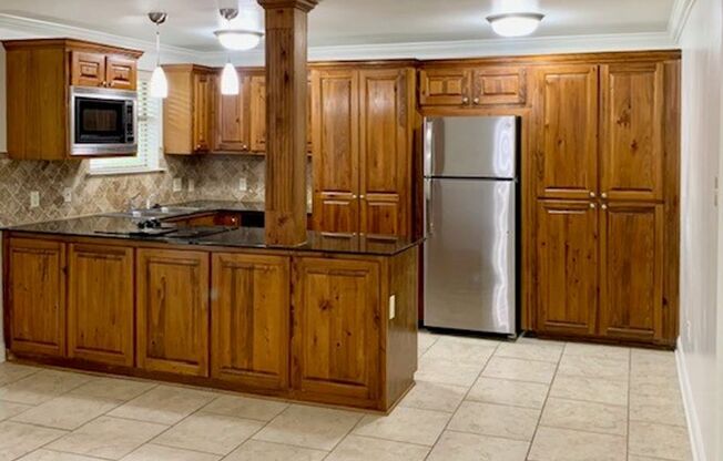 2BD/2BA Condo for Lease on Park Blvd. Close to LSU campus!