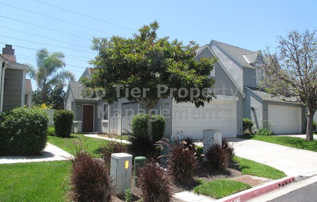 ****Beautiful 2 bed/2 bath Townhouse in Carlsbad - Great Location - Available 06/21****