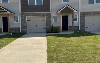 3 beds, 2.5 baths, $1,495