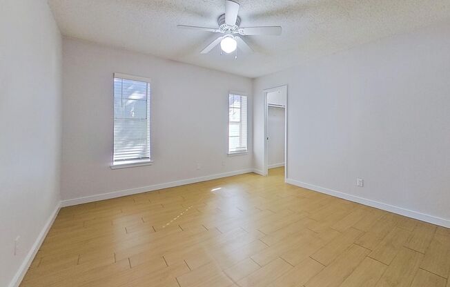 2 beds, 1 bath, 1,292 sqft, $2,049, Unit ELP2202-251A