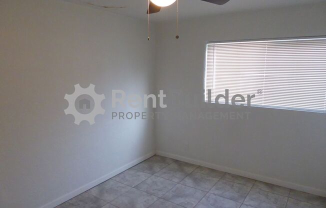 2 beds, 1 bath, 700 sqft, $1,195, Unit Unit C