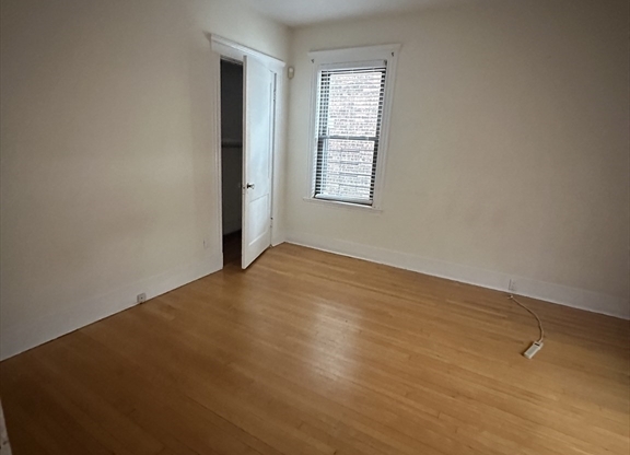 2 beds, 1 bath, 820 sqft, $2,500, Unit 1