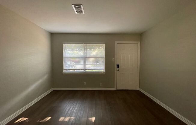 1329 Harrison Lane